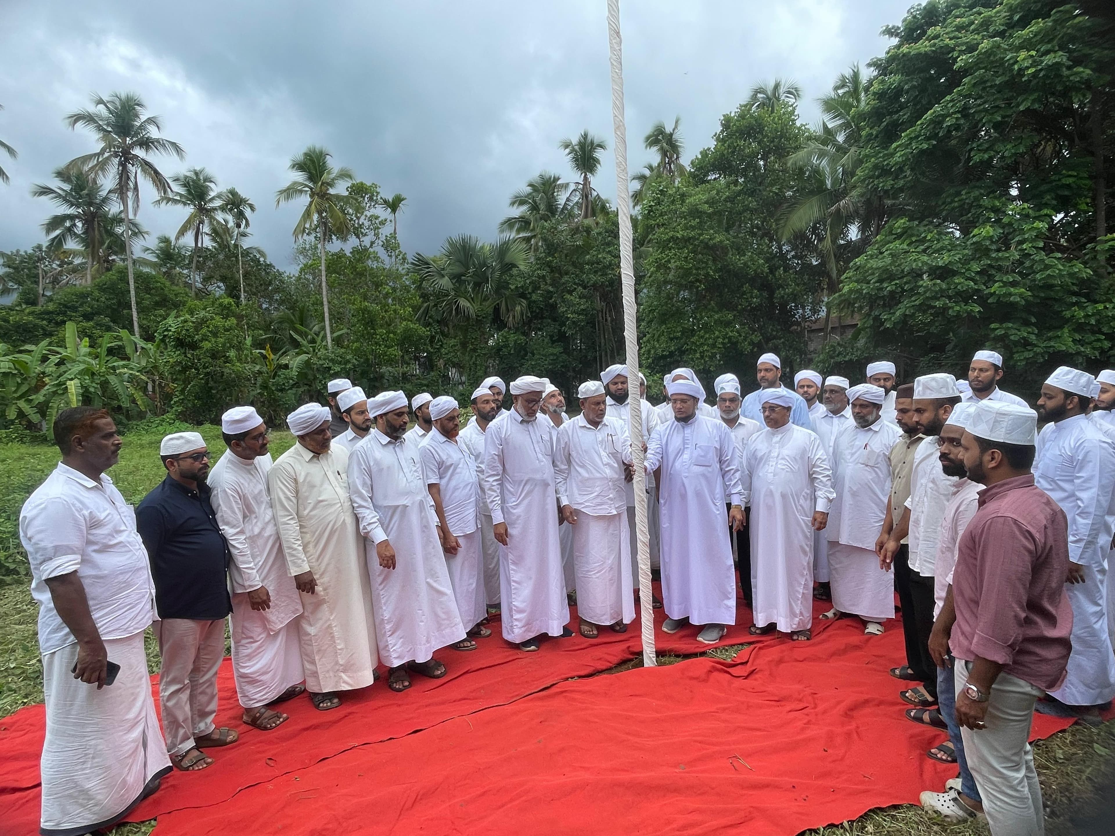 എസ് എസ് എഫ് കോഴിക്കോട് സൗത്ത് ജില്ലാ സാഹിത്യോത്സവ് പന്തൽ കാൽ നാട്ടൽ കർമ്മം നടത്തി